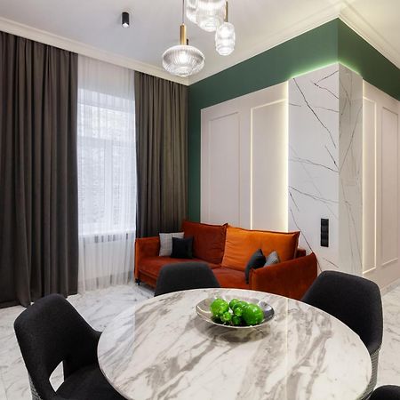 לבוב Leogrand Apartments On Franka 35 מראה חיצוני תמונה