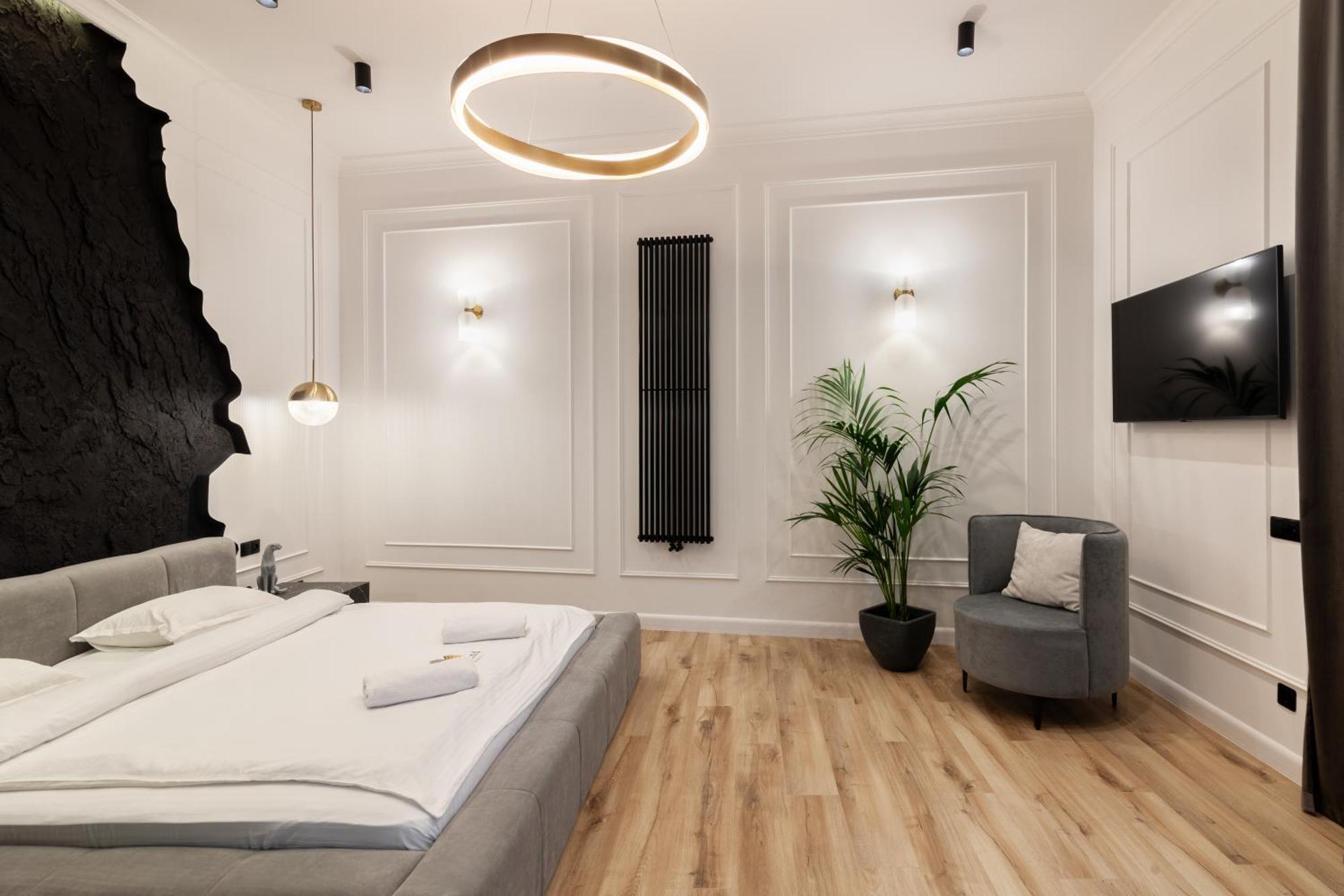 לבוב Leogrand Apartments On Franka 35 מראה חיצוני תמונה